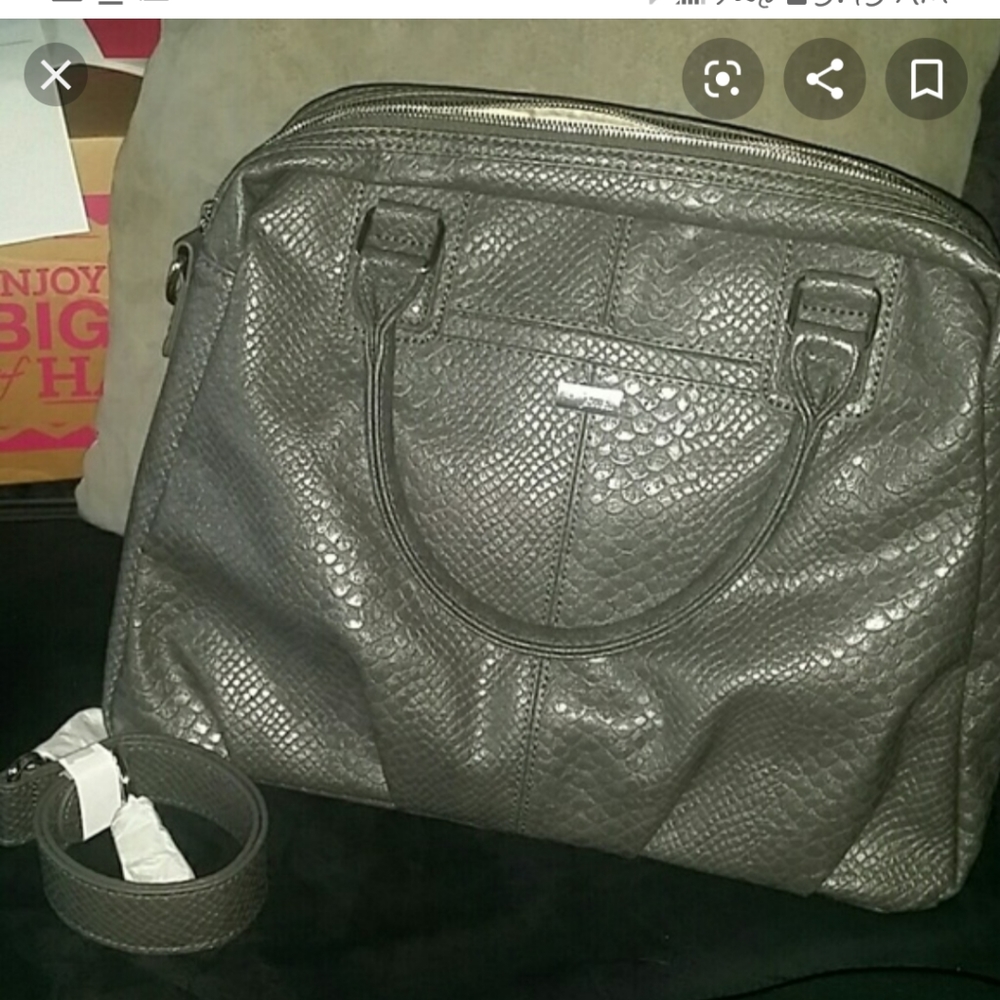 Thirty-one couture street